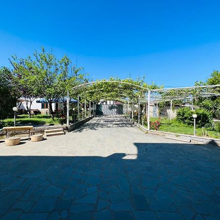 מלון טביליסי Big House מראה חיצוני תמונה