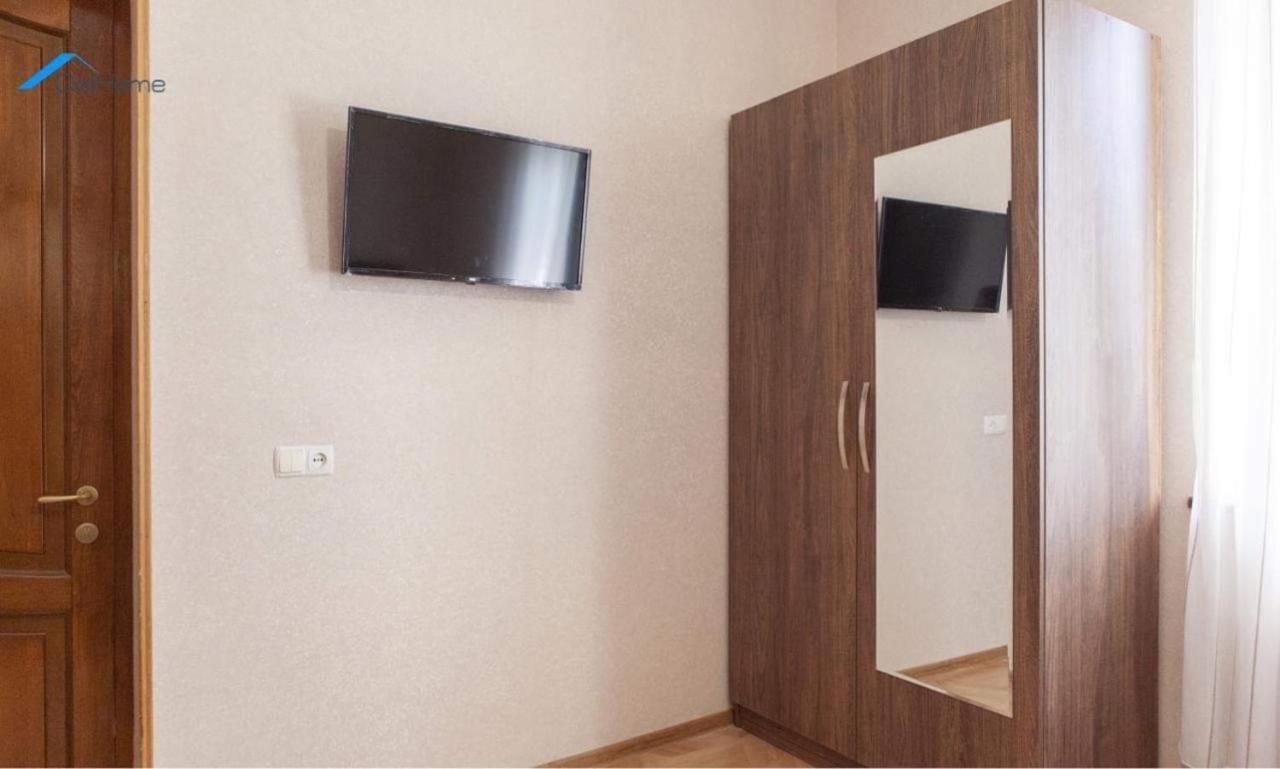 מלון טביליסי Big House מראה חיצוני תמונה